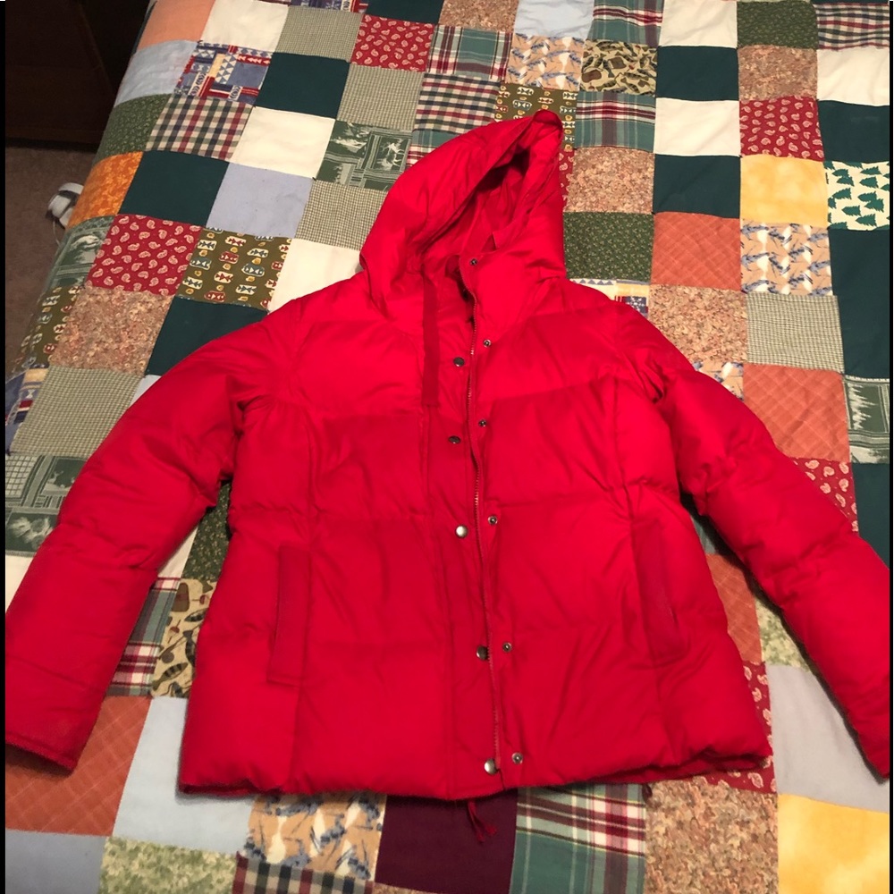 GAP hooded puffer jacket